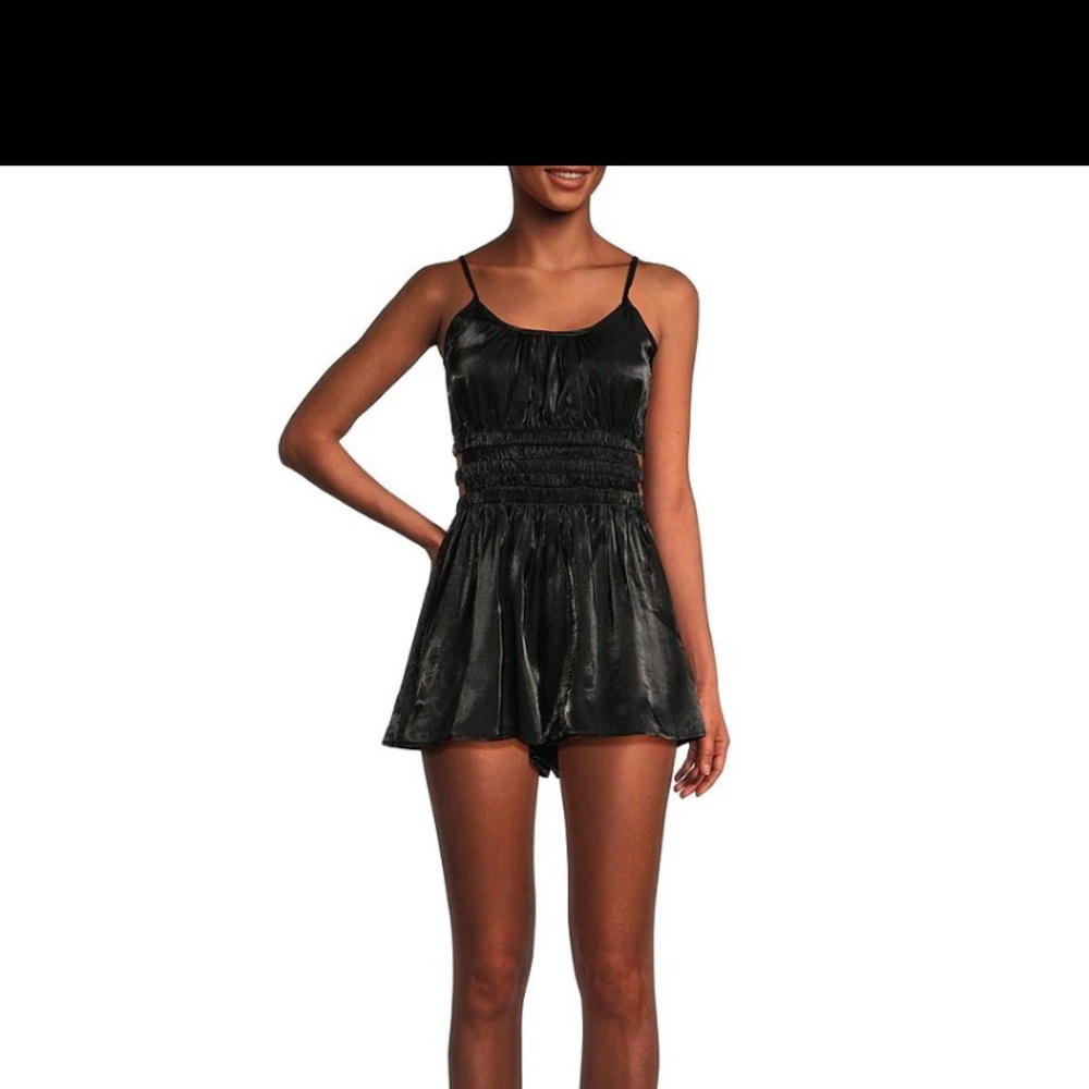 Stillettos spaghetti strap scoop neck cutout waist romper